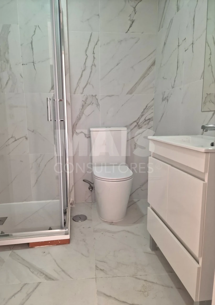 Apartamento T3 para Venda em Castanheira do Ribatejo e Cachoeiras Foto 4