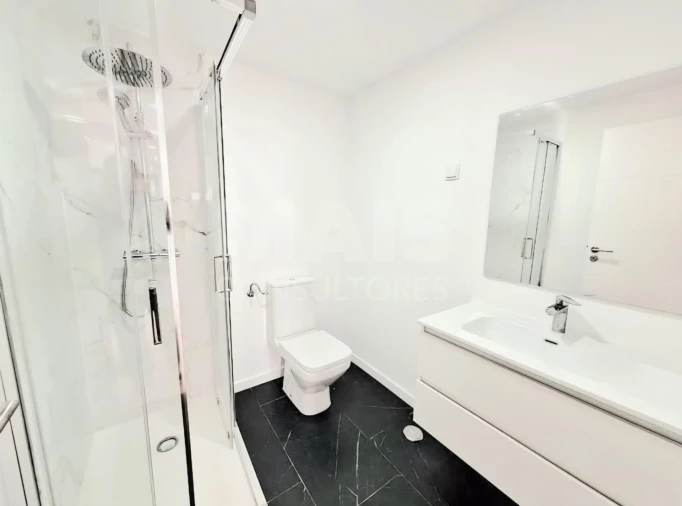 Apartamento T3 para Venda em Castanheira do Ribatejo e Cachoeiras Foto 1