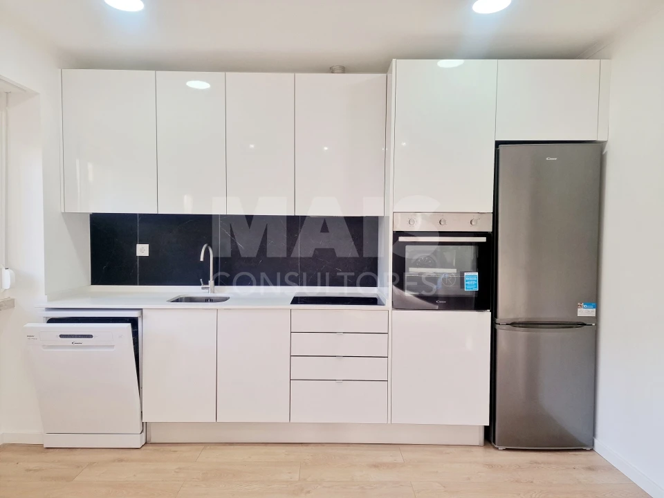 Apartamento T3 para Venda em Castanheira do Ribatejo e Cachoeiras Foto 6