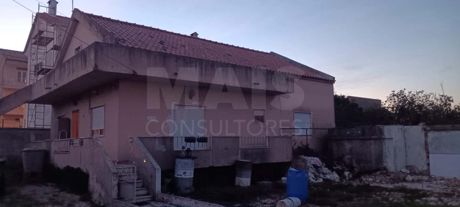 Moradia T3 para Venda em Ramada e Caneças Foto 6