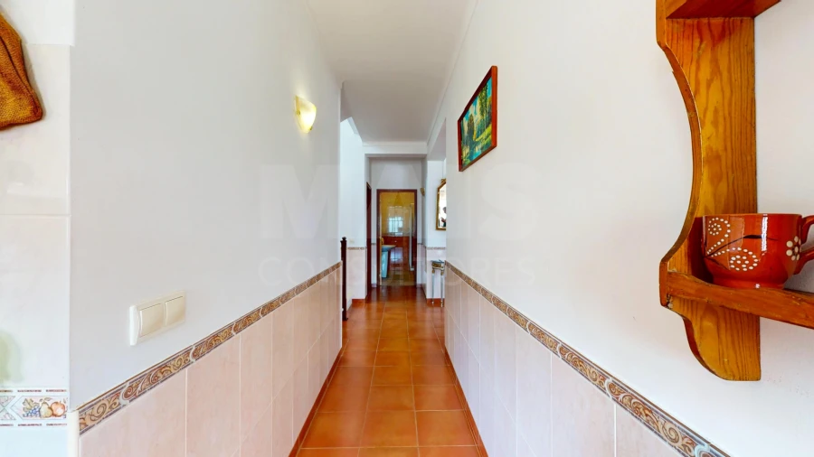 Moradia T4 para Venda em Alcanede Foto 4