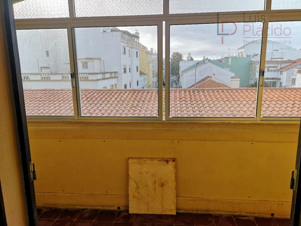 Apartamento para Venda em Sines Foto 4