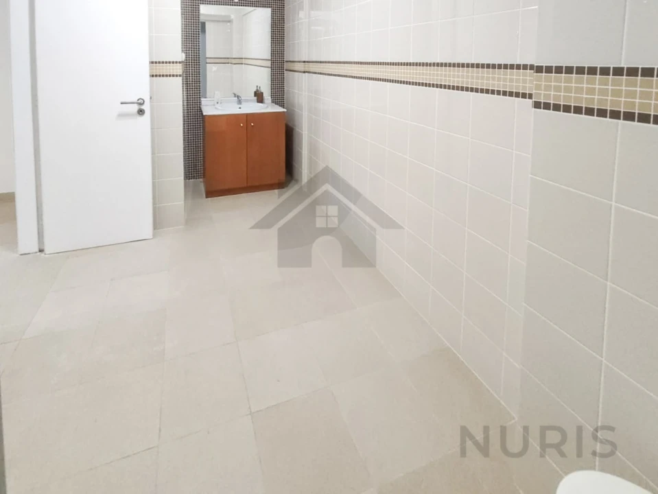 Moradia T5 para Venda em Portimão Foto 27