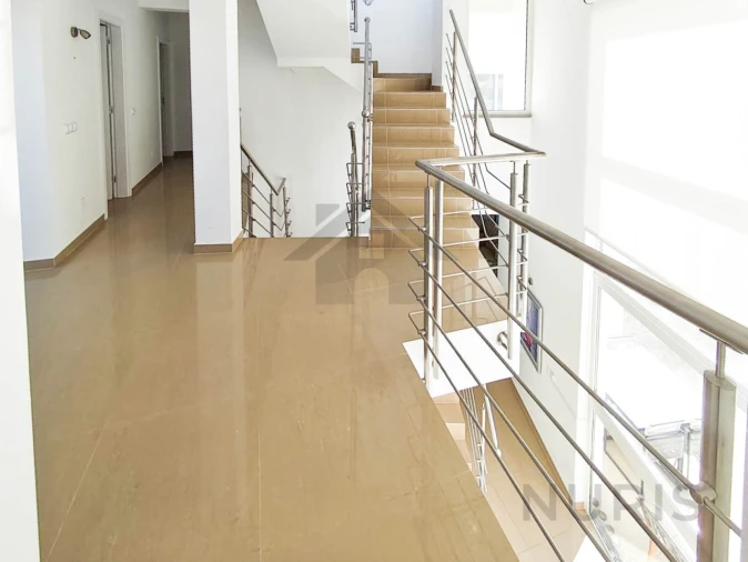Moradia T5 para Venda em Portimão Foto 15