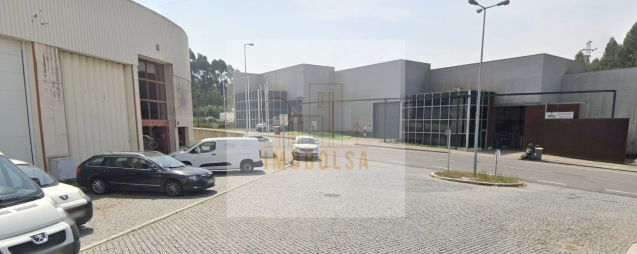 Armazém para Arrendamento em Moreira Foto 2