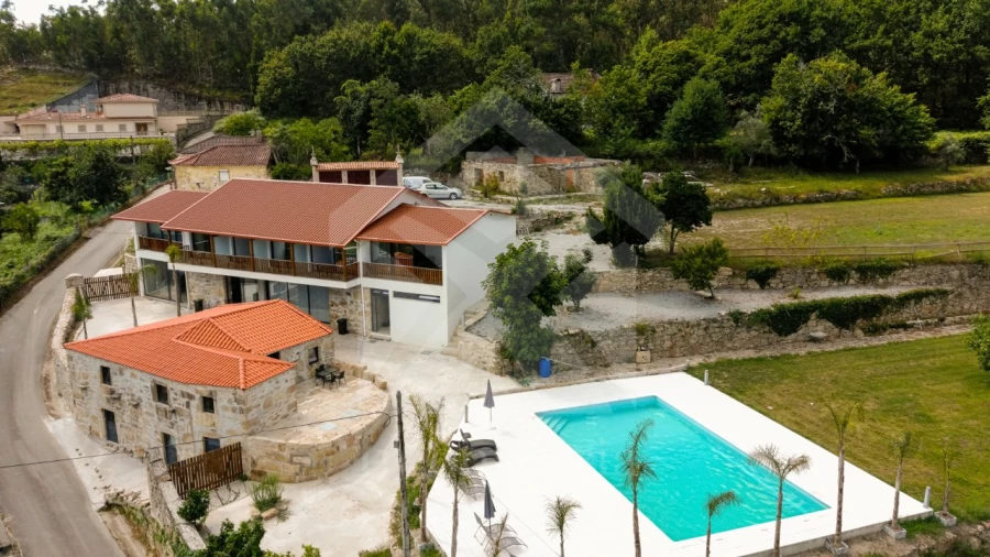 Quinta T10 para Venda em Paço Foto 2