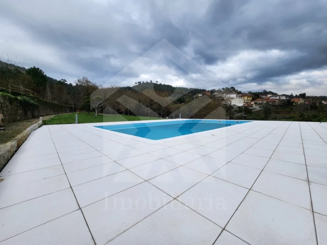 Quinta T10 para Venda em Paço Foto 5