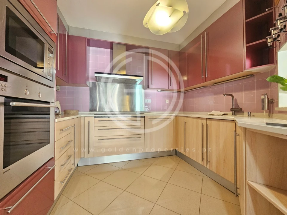 Moradia T3 para Arrendamento férias em Quarteira Foto 11