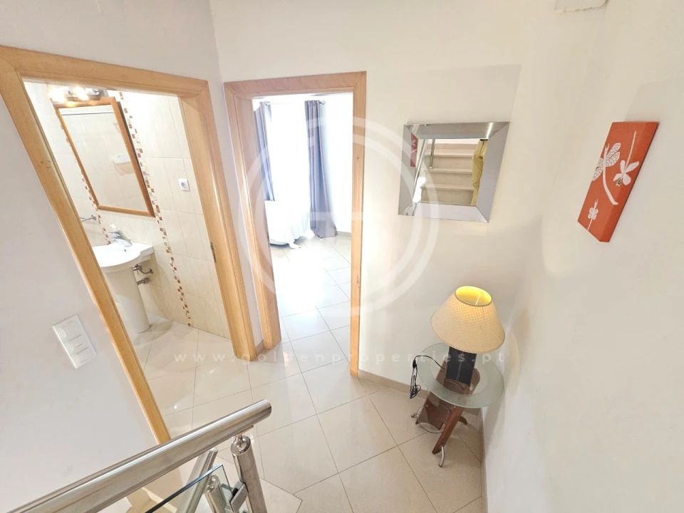 Moradia T3 para Arrendamento férias em Quarteira Foto 20