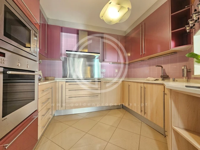 Moradia T3 para Arrendamento férias em Quarteira Foto 11