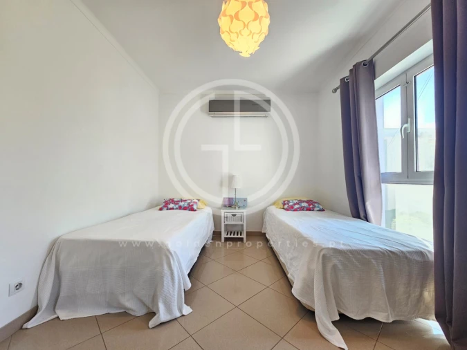 Moradia T3 para Arrendamento férias em Quarteira Foto 13