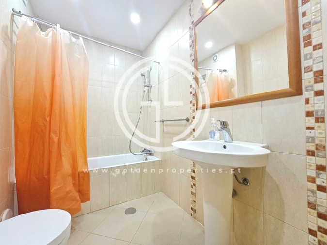 Moradia T3 para Arrendamento férias em Quarteira Foto 16