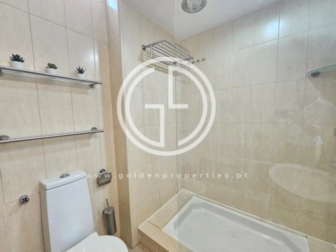 Moradia T3 para Arrendamento férias em Quarteira Foto 30