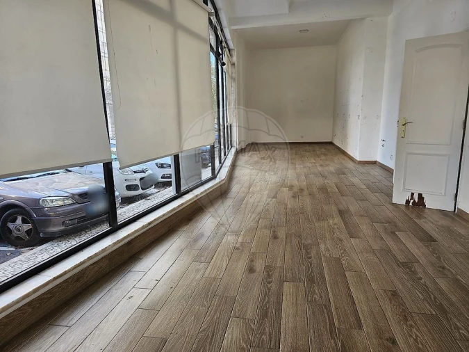 Loja para Arrendamento em Alto do Seixalinho, Santo André e Verderena Foto 5