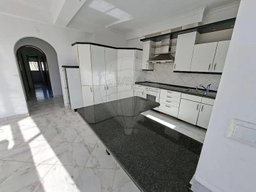 Apartamento T3 para Venda em Rio de Mouro