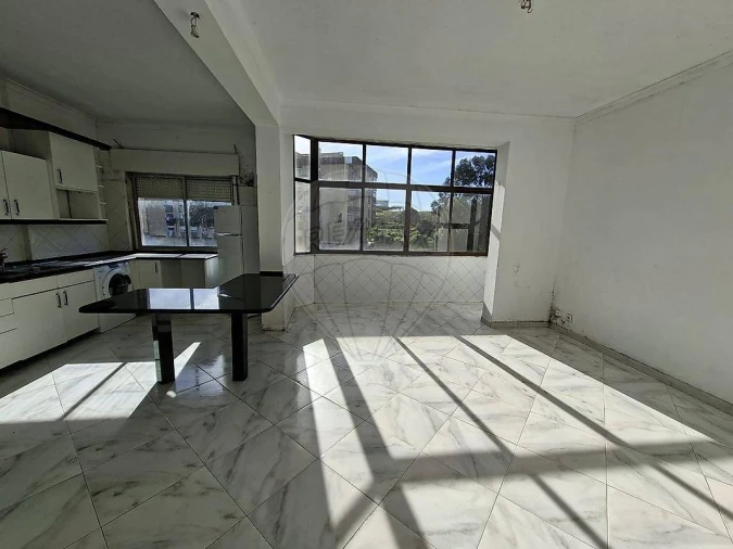 Apartamento T3 para Venda em Rio de Mouro Foto 5