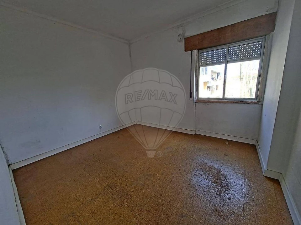 Apartamento T3 para Venda em Rio de Mouro Foto 14