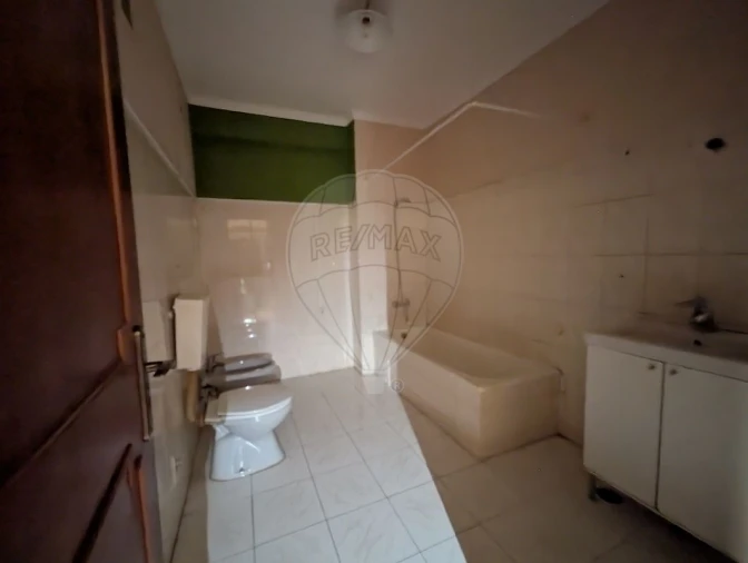 Apartamento T1 para Venda em Queluz e Belas Foto 7