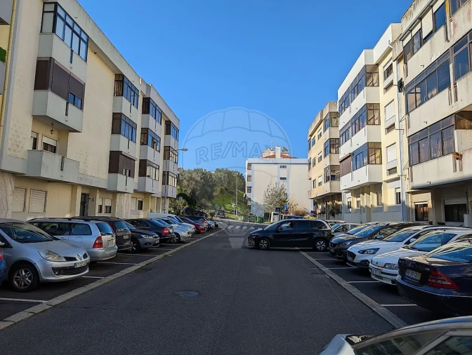 Apartamento T1 para Venda em Queluz e Belas Foto 12