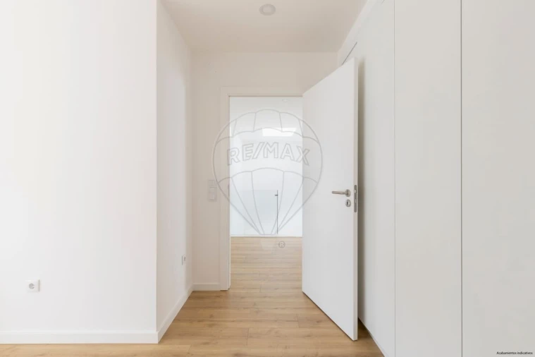 Moradia T2 para Venda em Santa Maria, São Pedro e Matacães Foto 5