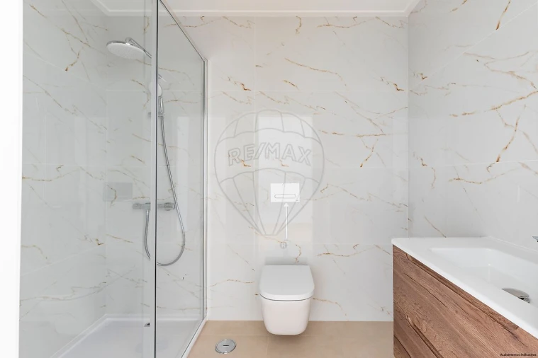 Moradia T3 para Venda em Santa Maria, São Pedro e Matacães Foto 7