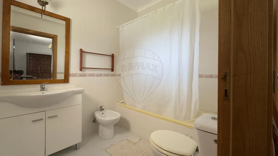 Moradia T2 para Venda em Branca Foto 15