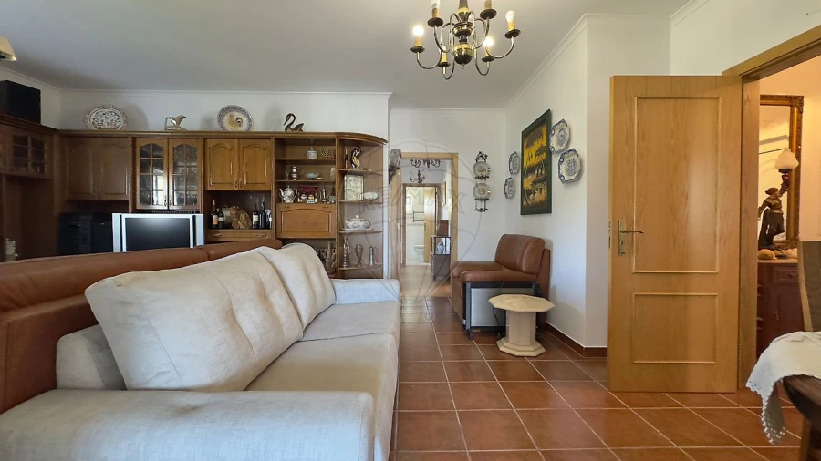 Moradia T2 para Venda em Branca Foto 19