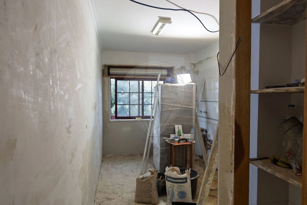 Apartamento T3 para Venda em Ramada e Caneças Foto 15