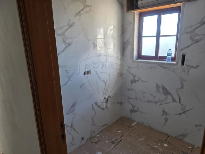 Apartamento T3 para Venda em Ramada e Caneças Foto 16