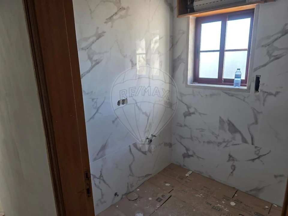 Apartamento T3 para Venda em Ramada e Caneças Foto 16