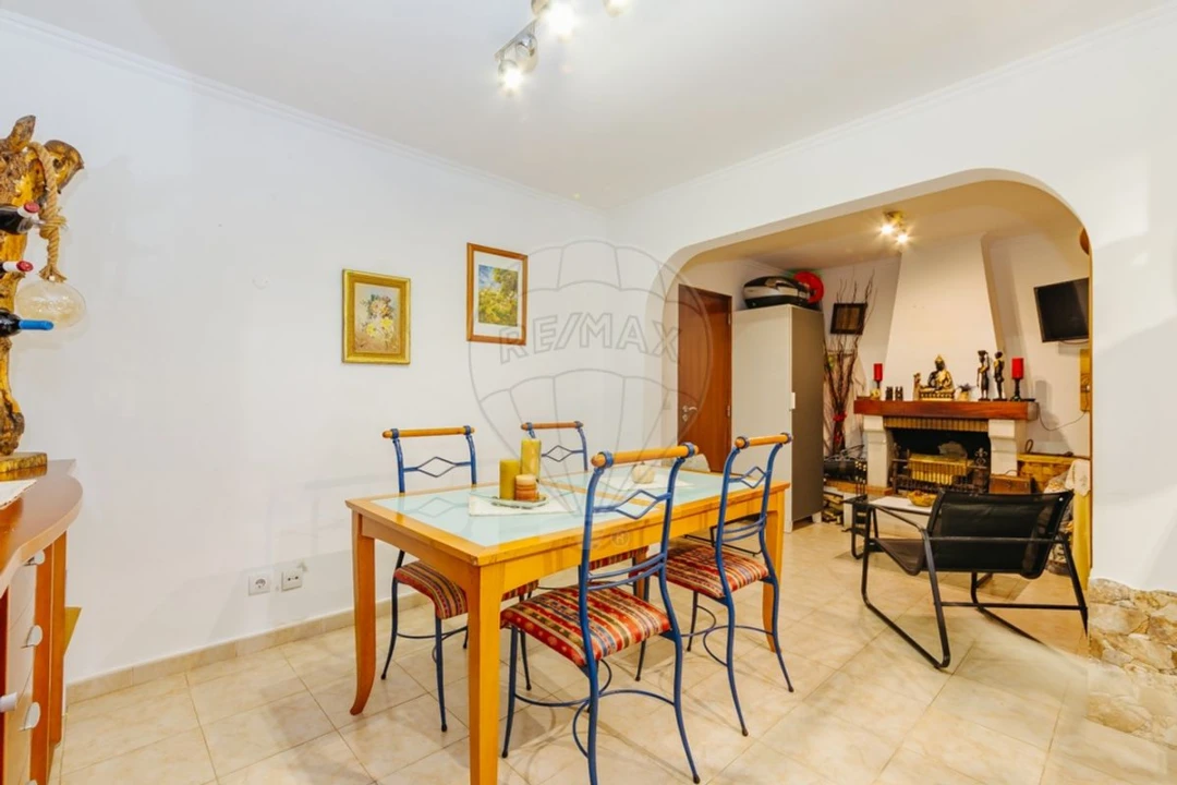 Moradia T3 para Venda em Cacém e São Marcos Foto 25