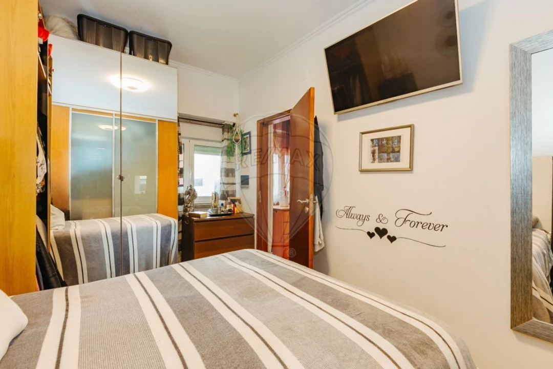 Moradia T3 para Venda em Cacém e São Marcos Foto 15