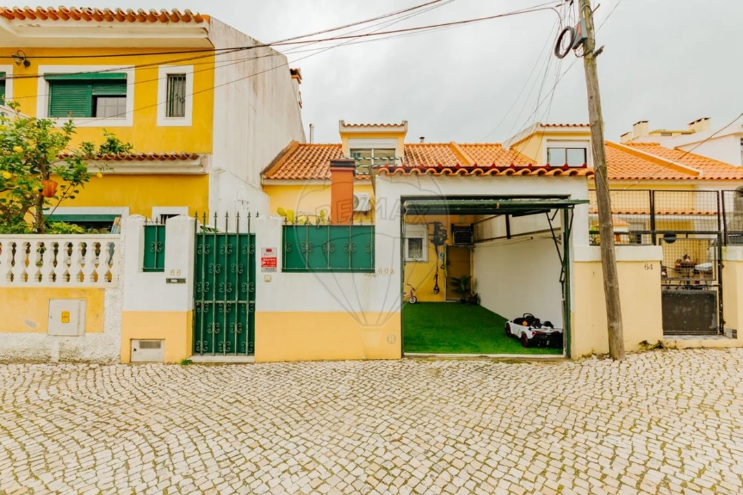 Moradia T3 para Venda em Cacém e São Marcos Foto 40