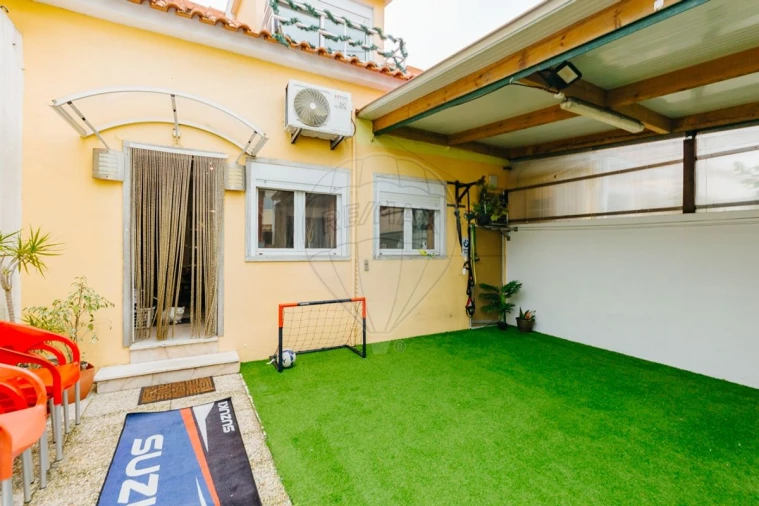 Moradia T3 para Venda em Cacém e São Marcos Foto 27