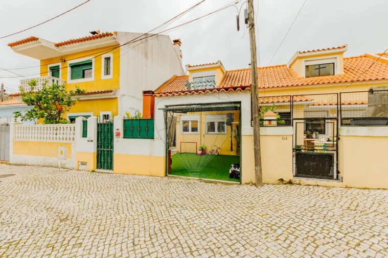 Moradia T3 para Venda em Cacém e São Marcos Foto 42