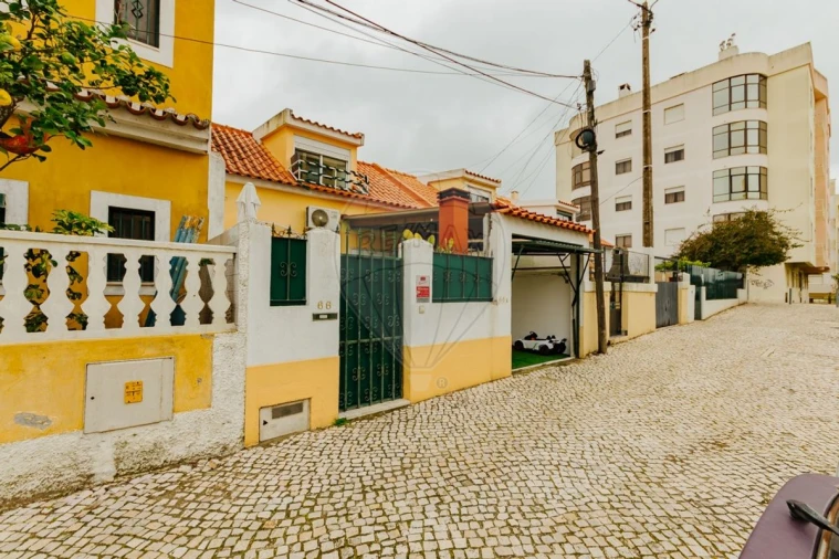 Moradia T3 para Venda em Cacém e São Marcos Foto 36