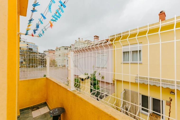 Moradia T3 para Venda em Cacém e São Marcos Foto 39