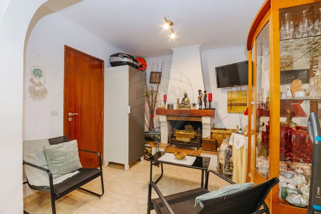 Moradia T3 para Venda em Cacém e São Marcos Foto 26