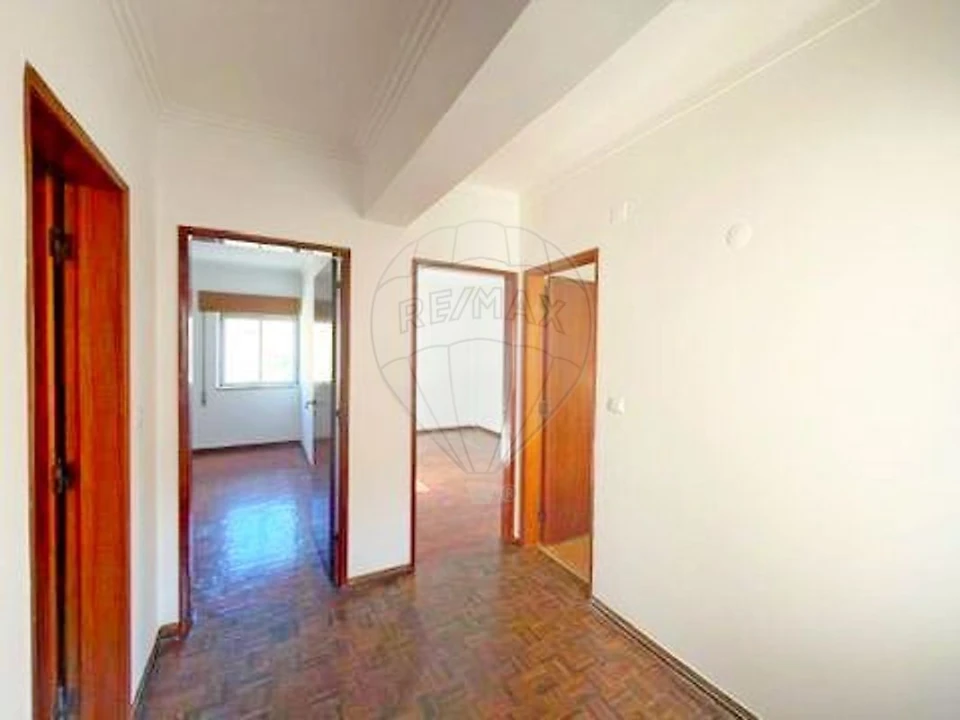 Apartamento T3 para Venda em Carregado e Cadafais Foto 23