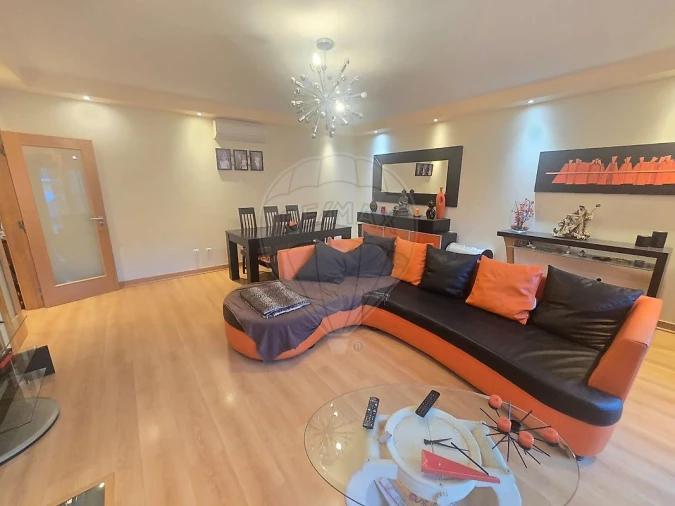 Apartamento T3 para Venda em Arruda dos Vinhos Foto 4