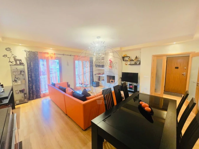 Apartamento T3 para Venda em Arruda dos Vinhos Foto 3