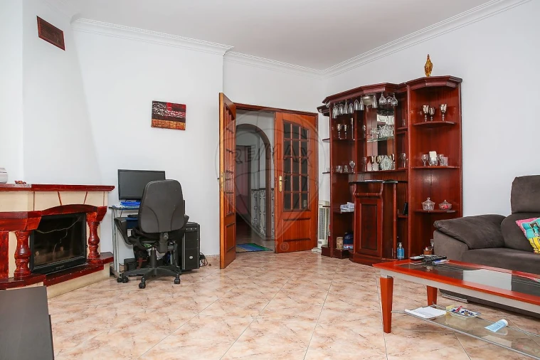 Apartamento T2 para Venda em Castanheira do Ribatejo e Cachoeiras Foto 12