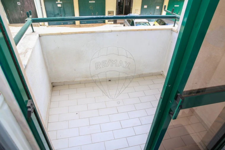 Apartamento T2 para Venda em Castanheira do Ribatejo e Cachoeiras Foto 8