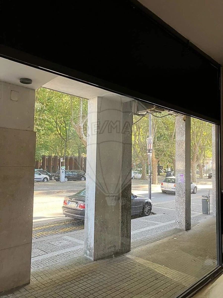Loja para Arrendamento em Matosinhos e Leça da Palmeira Foto 11