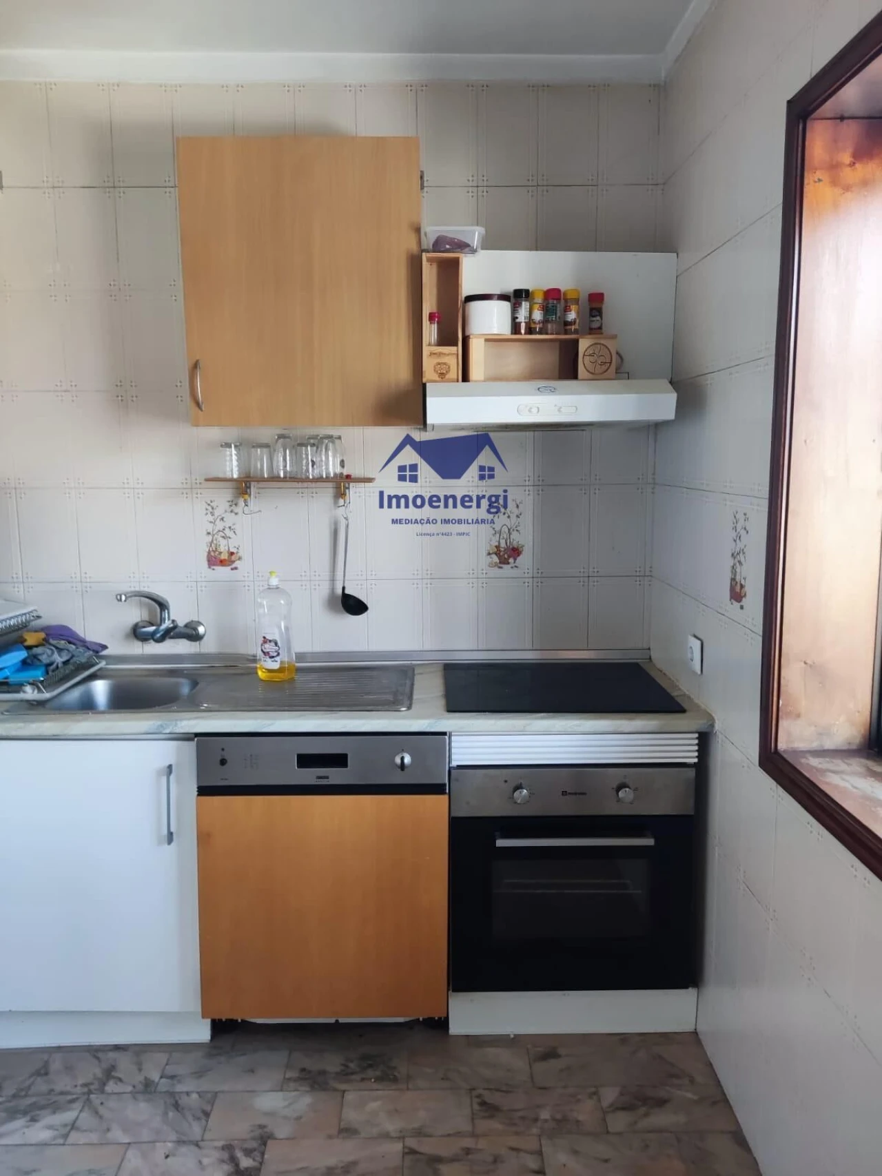 Apartamento T1 para Venda em Arvore Foto 2