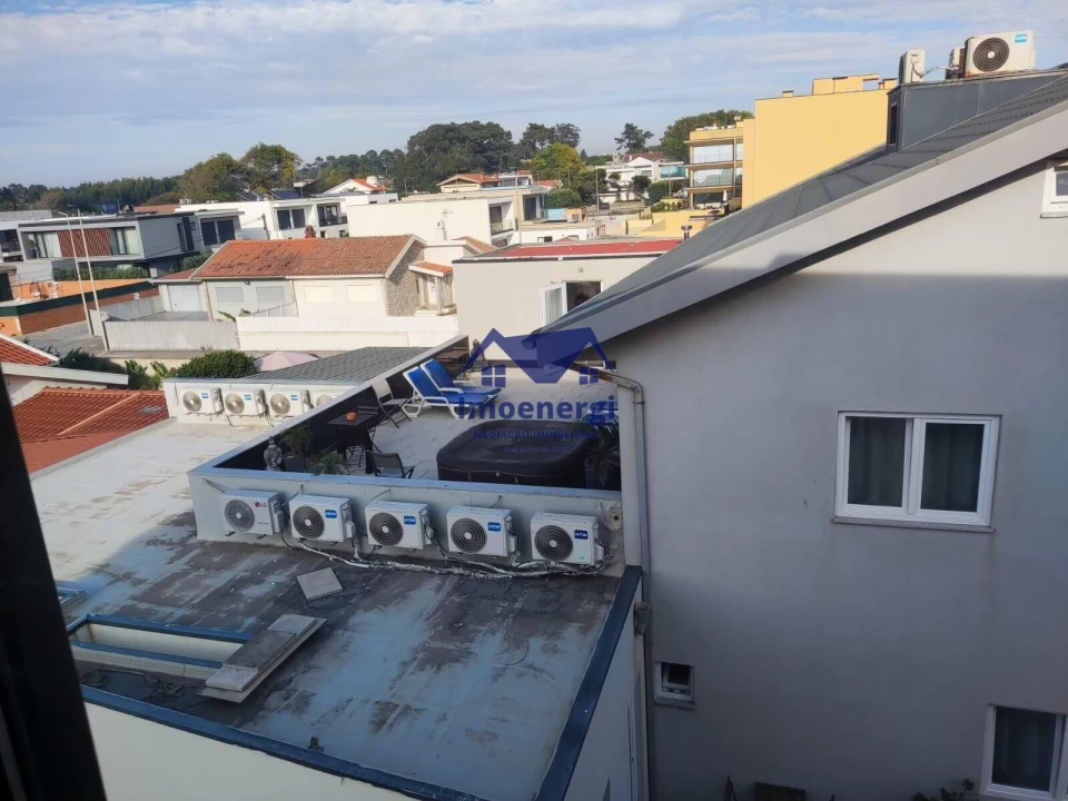 Apartamento T1 para Venda em Arvore Foto 7