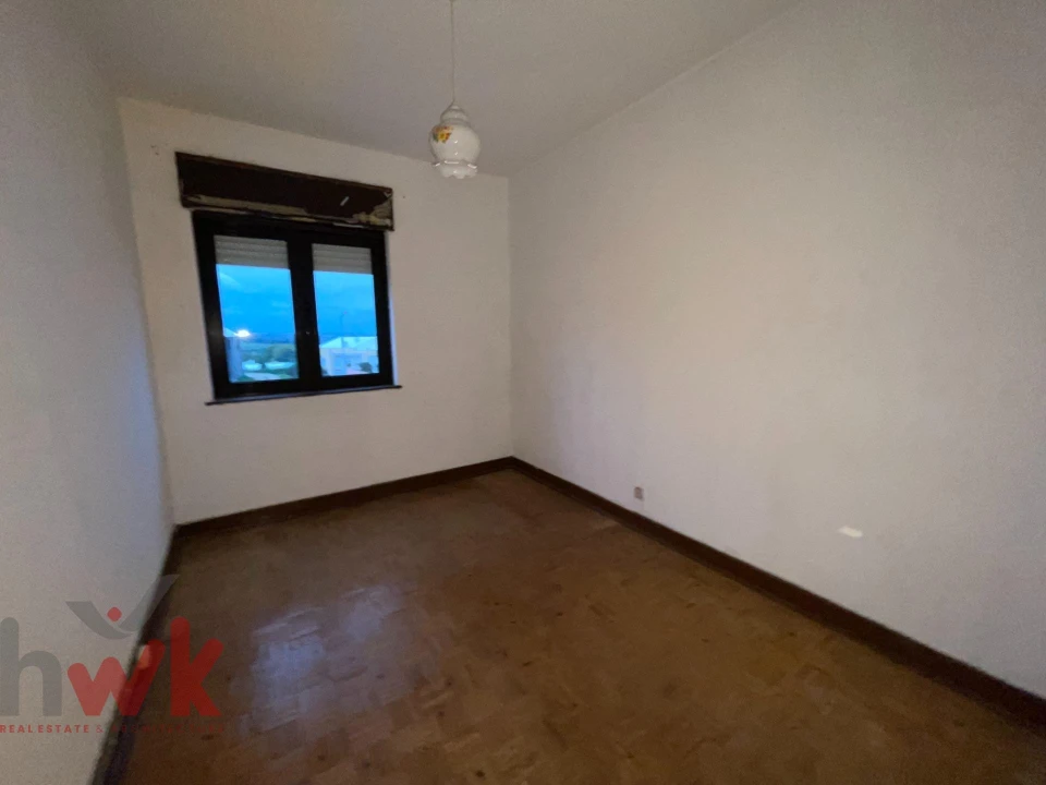 Apartamento T4 para Venda em Seia, São Romão e Lapa dos Dinheiros Foto 16