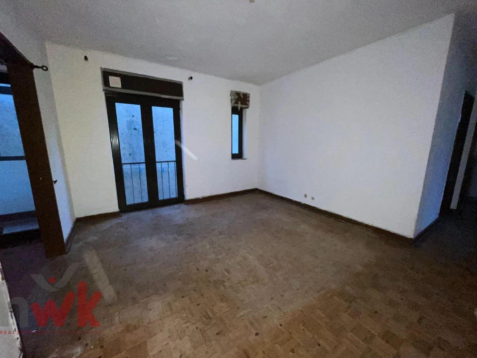 Apartamento T4 para Venda em Seia, São Romão e Lapa dos Dinheiros Foto 3