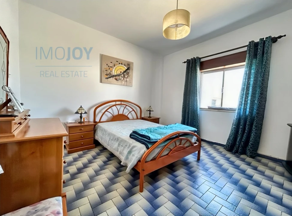 Moradia T4 para Venda em Rogil Foto 11