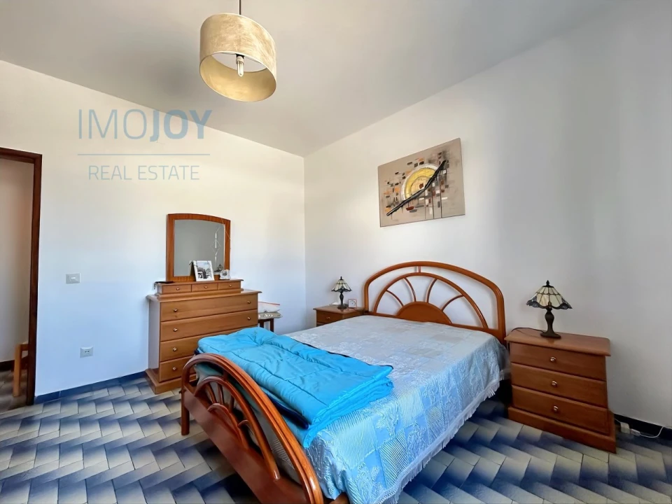 Moradia T4 para Venda em Rogil Foto 12